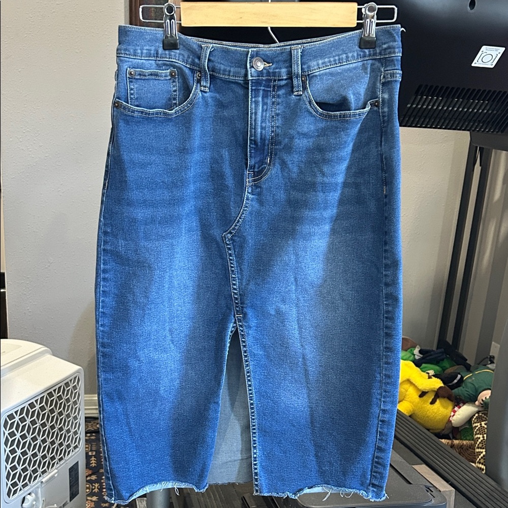 Calvin Klein Jeans Classic Blue Denim Skirt stretch size  6/28